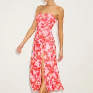 Lulus Chania Pink Multi Abstract Strapless Midi Dess